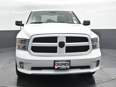 Used 2016 RAM 1500 Express AWD/4WD image 6