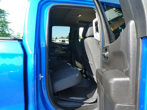 Used 2023 Chevrolet Silverado 1500 Custom w/ Rally Edition AWD/4WD image 24