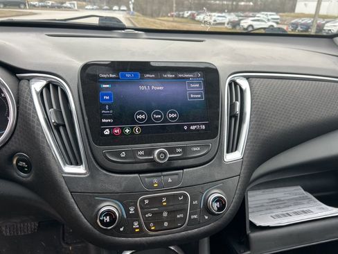 Used 2020 Chevrolet Malibu LT image 7