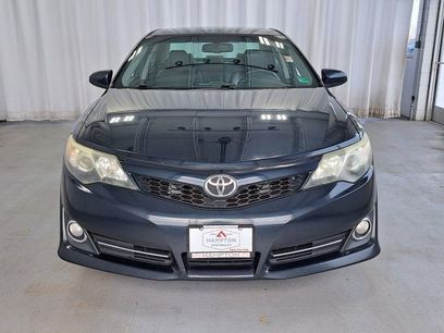 Used 2012 Toyota Camry SE w/ Leather Pkg