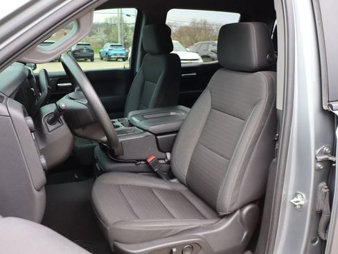 Used 2024 Chevrolet Silverado 1500 Custom Trail Boss w/ LPO, Dark Essentials Package image 13