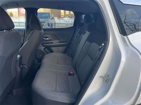 Used 2025 Nissan Kicks SV w/ Illumination Package image 13