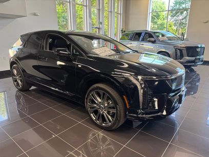 New 2026 Cadillac Optiq Sport 2 w/ LPO, Floor Liner Package