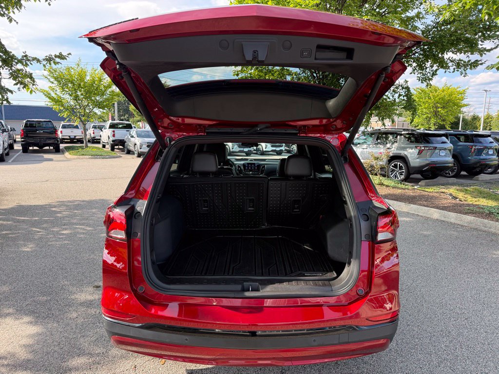 Used 2024 Chevrolet Equinox RS w/ RS Leather Package AWD/4WD image 10