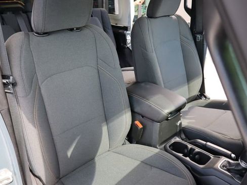 Used 2025 Jeep Wrangler Unlimited Sahara w/ Safety Group image 12