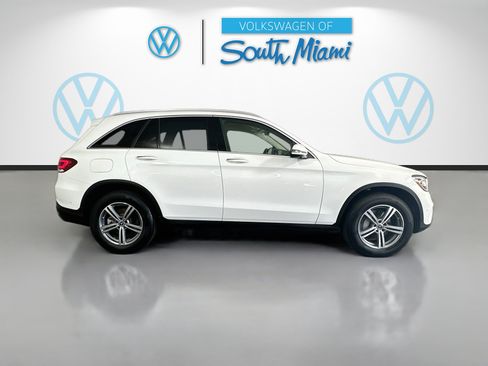Used 2022 Mercedes-Benz GLC 300 image 2