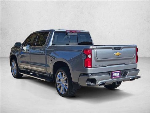 Used 2024 Chevrolet Silverado 1500 High Country w/ High Country Premium Package image 8