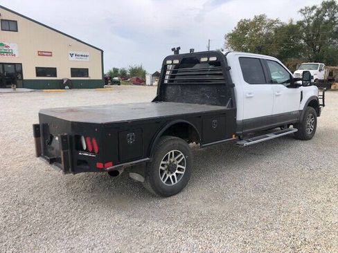 Used 2018 Ford F350 Lariat w/ Lariat Value Package AWD/4WD image 6