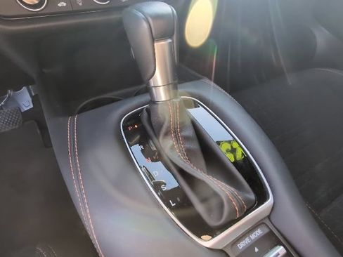 Used 2025 Honda HR-V Sport image 21