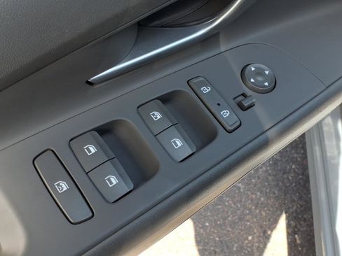 Certified 2022 Hyundai Elantra SEL FWD image 10