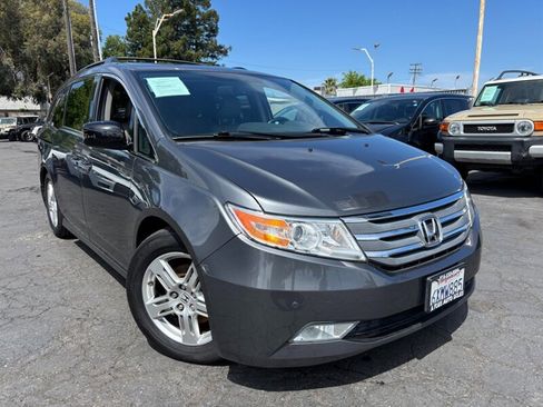 Used 2012 Honda Odyssey Touring image 1