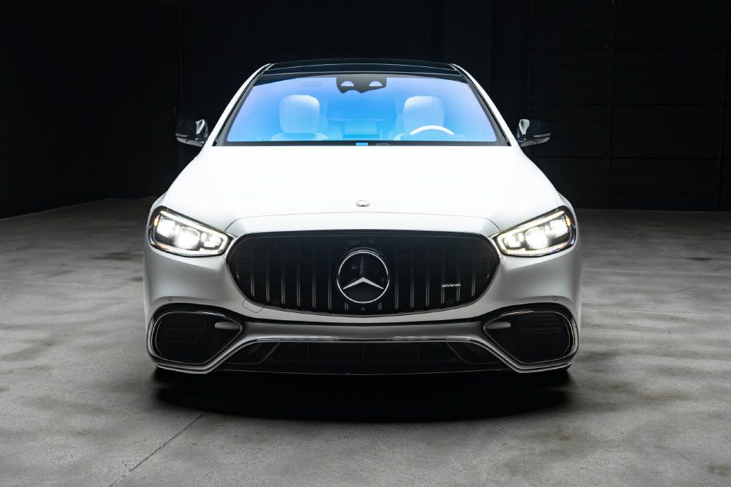 Used 2025 Mercedes-Benz S 63 AMG S image 4