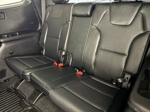 Used 2024 Kia Telluride LX image 36