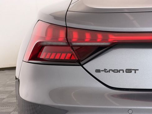 Used 2023 Audi e-tron GT Prestige w/ Prestige Package image 13