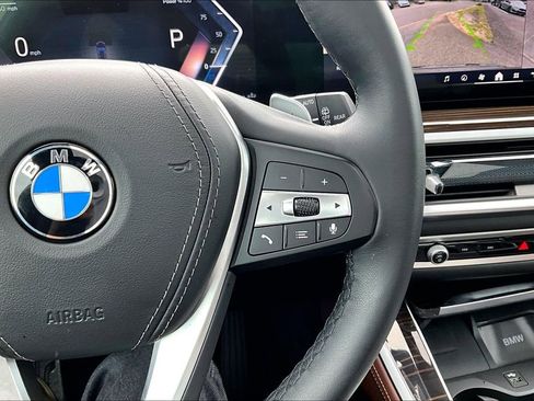 Used 2025 BMW X5 xDrive40i w/ Premium Package AWD/4WD image 10