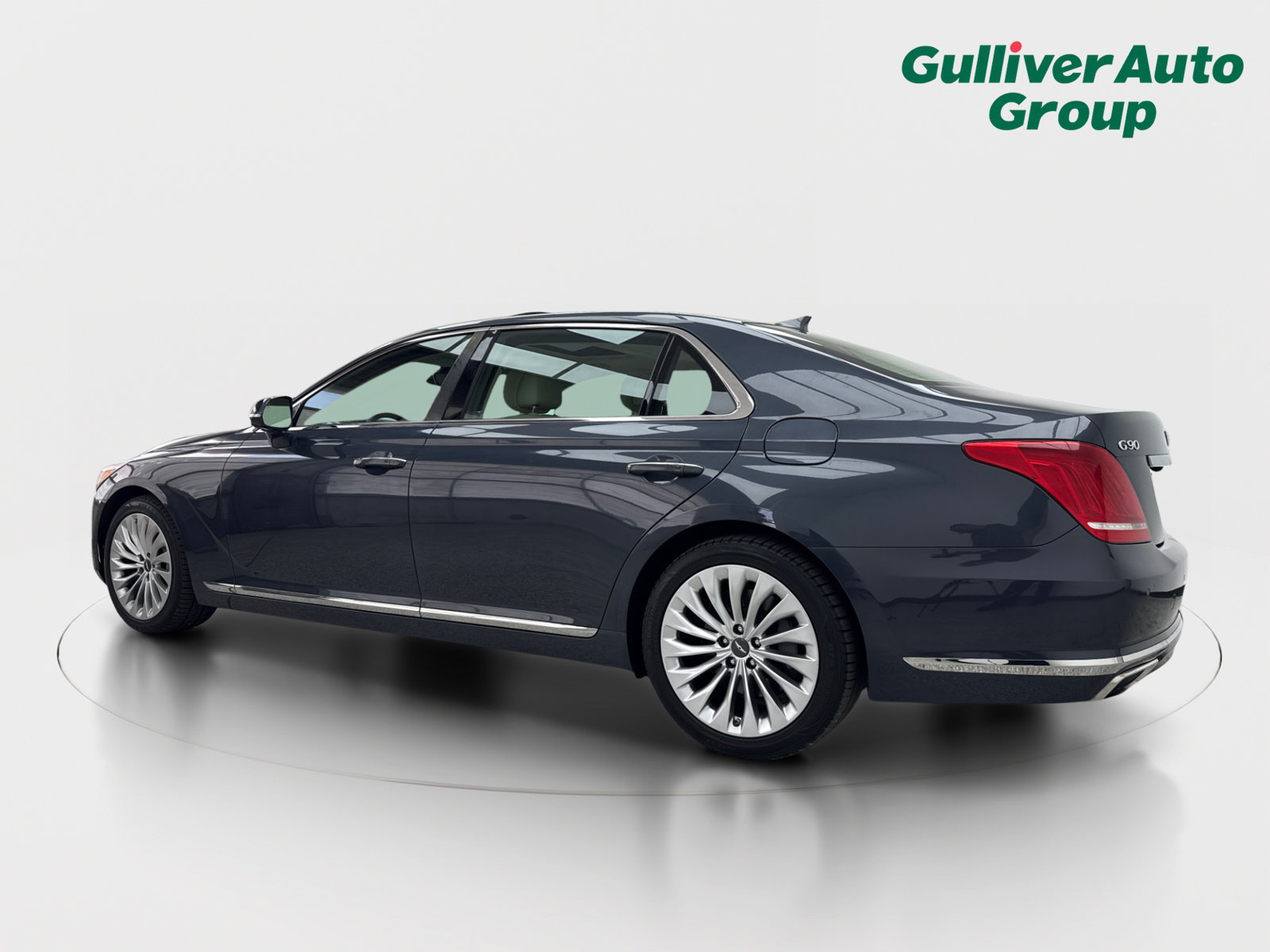 Used 2017 Genesis G90 3.3T Premium RWD image 4