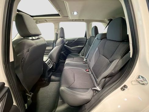 Used 2023 Subaru Forester Premium AWD/4WD image 20
