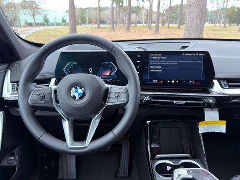 New 2026 BMW X1 xDrive28i w/ Technology Package image 3