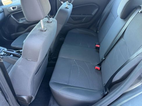 Used 2016 Ford Fiesta SE image 12