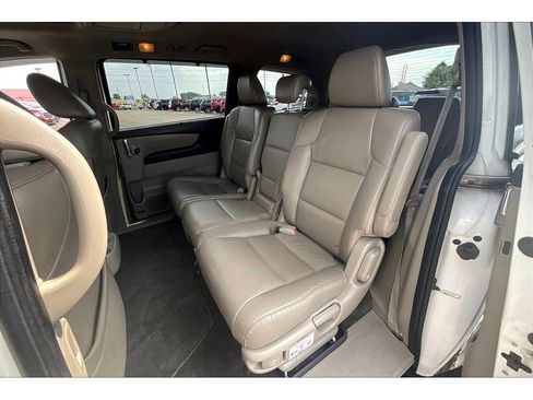 Used 2015 Honda Odyssey Touring Elite image 27