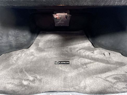 Used 2017 Lexus LS 460 L RWD image 39