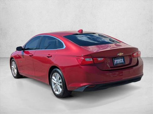 Used 2016 Chevrolet Malibu LT w/ Leather Package FWD image 7