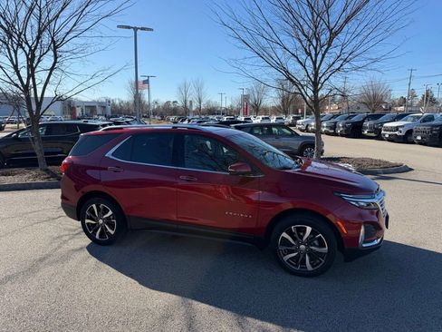 Used 2022 Chevrolet Equinox Premier image 4