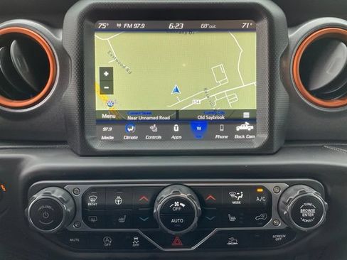 Used 2023 Jeep Gladiator Mojave w/ Cold Weather Group AWD/4WD image 19