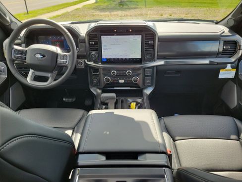 New 2026 Ford F150 Lariat w/ Equipment Group 502A High AWD/4WD image 12