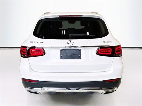 Used 2020 Mercedes-Benz GLC 300 4MATIC image 5