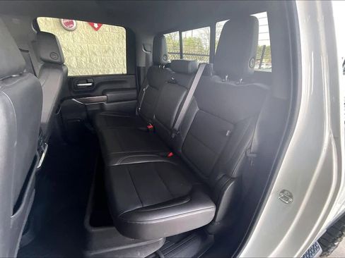 Used 2021 Chevrolet Silverado 2500 LTZ w/ LTZ Plus Package image 19