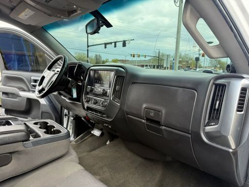 Used 2017 Chevrolet Silverado 1500 LT w/ All Star Edition image 21