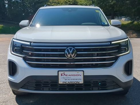 Used 2024 Volkswagen Atlas SE FWD image 8