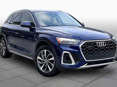 Used 2023 Audi Q5 2.0T Premium Plus w/ Premium Plus Package AWD/4WD image 3