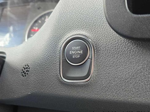 Used 2025 Mercedes-Benz Sprinter 2500 image 37