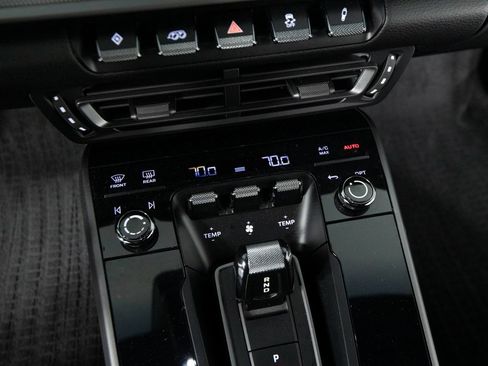 Certified 2023 Porsche 911 Carrera image 27