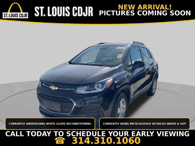 Used 2022 Chevrolet Trax LT w/ LT Convenience Package AWD/4WD image 1