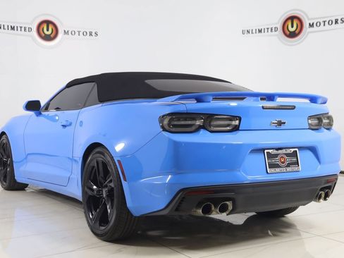 Used 2022 Chevrolet Camaro LT w/ RS Package RWD image 4