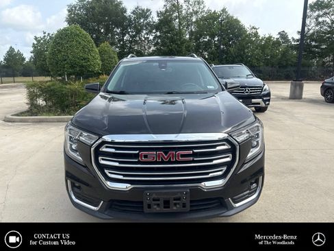 Used 2022 GMC Terrain SLT FWD image 1