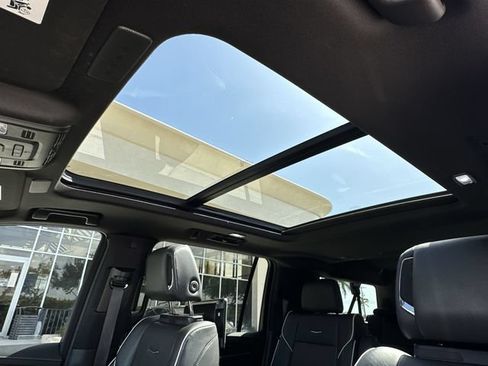 Certified 2024 Cadillac Escalade ESV Premium Luxury RWD image 29