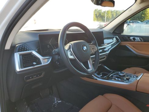 Used 2025 BMW X7 xDrive40i w/ Executive Package AWD/4WD image 19