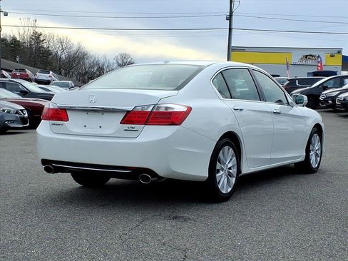 Used 2015 Honda Accord Touring image 5