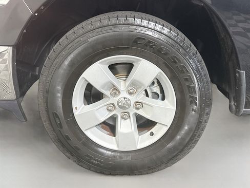 Used 2021 RAM 1500 Tradesman w/ Chrome Plus Package RWD image 37