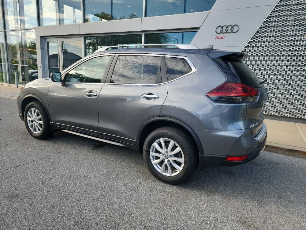 Used 2018 Nissan Rogue SV AWD/4WD image 8