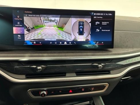 Used 2024 BMW X5 xDrive40i w/ M Sport Package AWD/4WD image 17