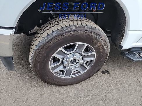 Used 2025 Ford F350 Lariat w/ Camper Package image 8