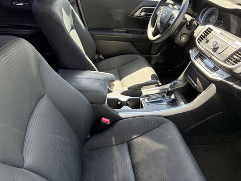 Used 2015 Honda Accord LX image 6