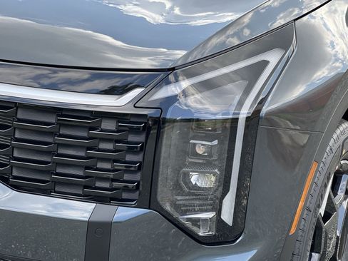 New 2026 Kia Sportage EX AWD/4WD image 13
