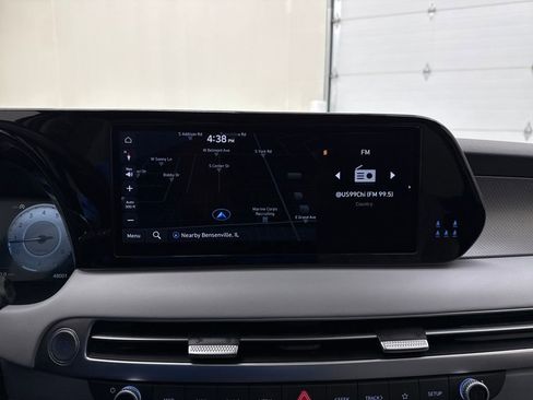 Used 2024 Hyundai Palisade SEL w/ Premium Package image 19