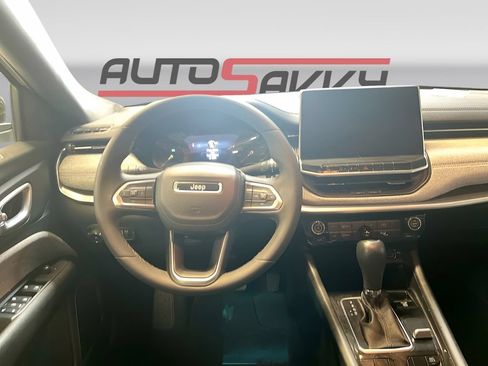 Used 2024 Jeep Compass Latitude w/ Altitude Special Edition AWD/4WD image 20